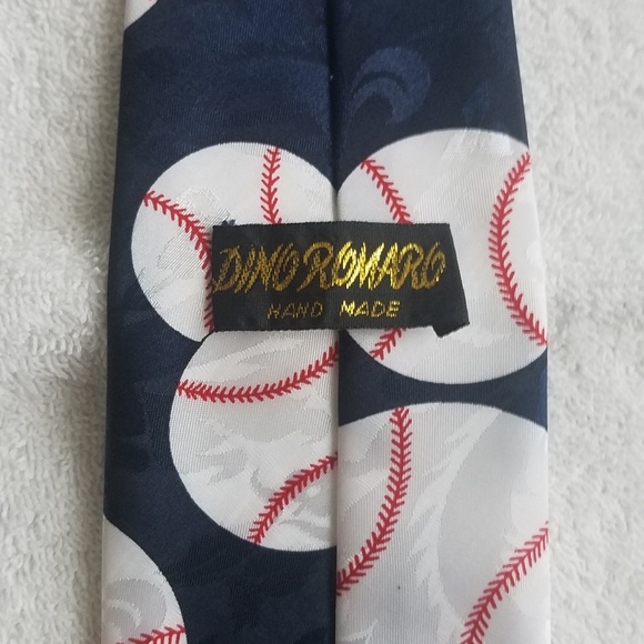 Dino Romaro Hand Made Baseball Themed Necktie / Suit Tie - Picture 7 of 11